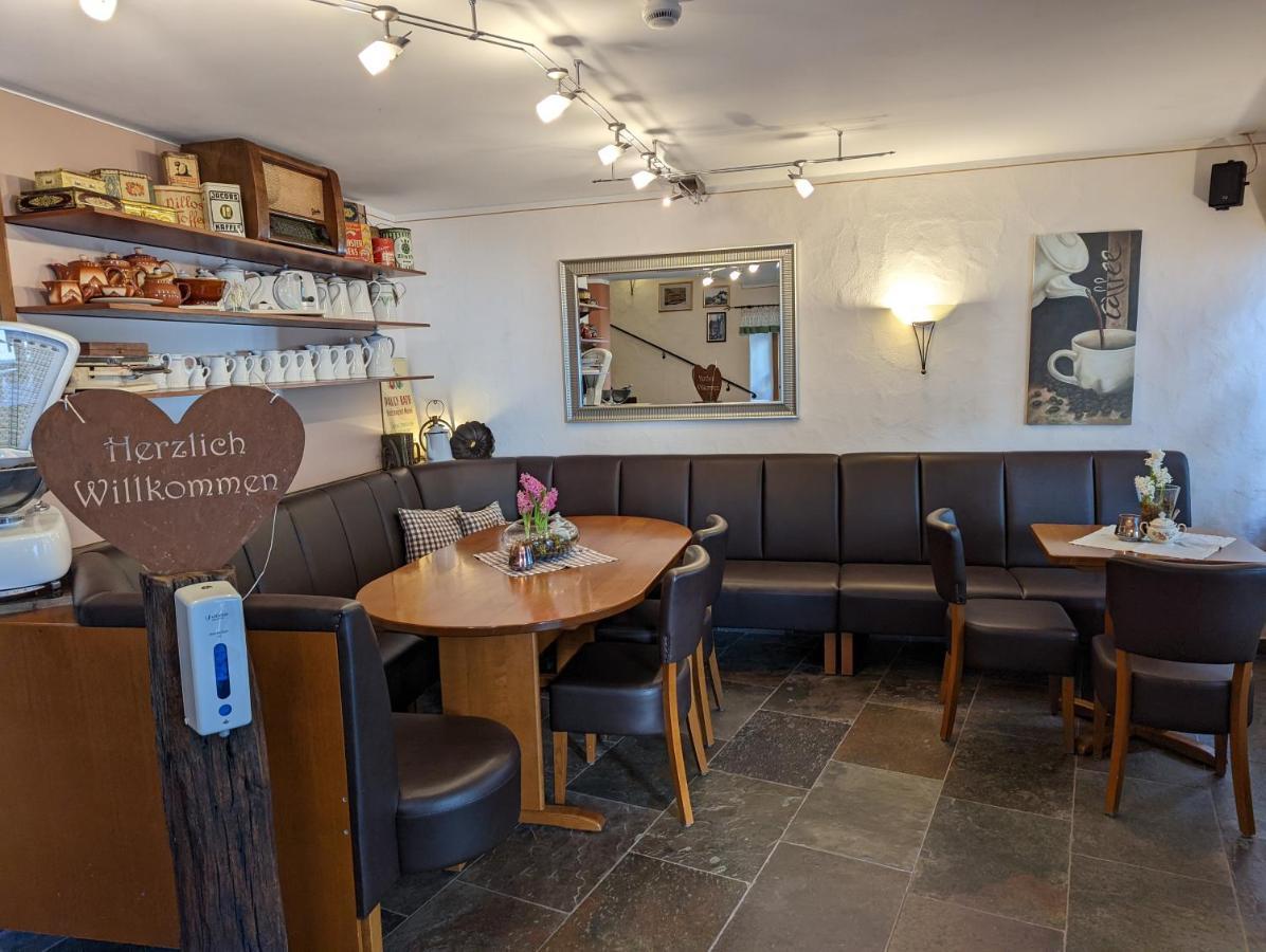 Hotel Klapperburg Beilstein  Eksteriør bilde